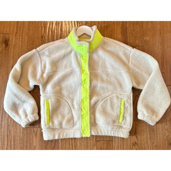 Old Navy snap front flurry crop Sherpa jacket size M - Picture 10 of 10